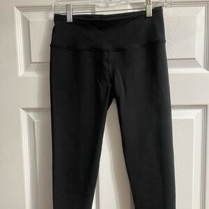 Victoria's Secret Knockout Capri Black Leggings